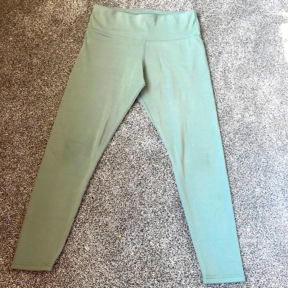 Jockey women’s S high rise yoga leggings. Never worn.
